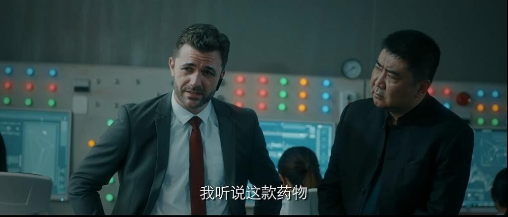 动作《陆行鲨》[2160P][变异鲨鱼陆地大追杀]